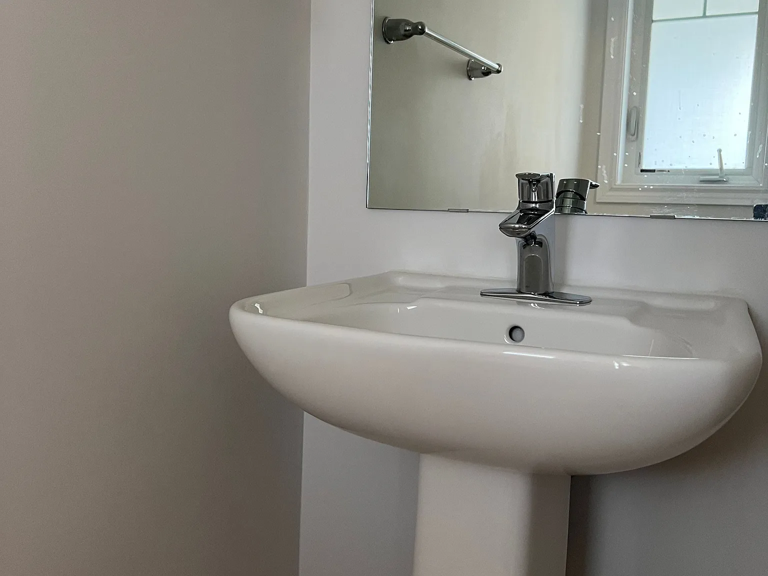 2 bed, $2,600 — Photo 3