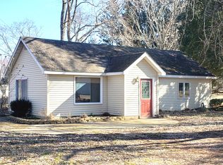 161 Ryno Rd, Coloma, MI 49038