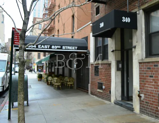 Rented by Brick&Mortar | media 63