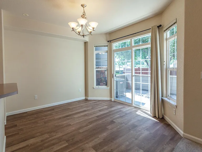 5600 W 3rd St #5-P — Photo 14