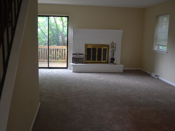 Dining room/ Living room