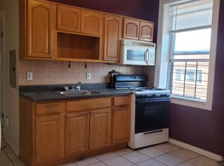 2705 Summit Ave, Union City, NJ 07087