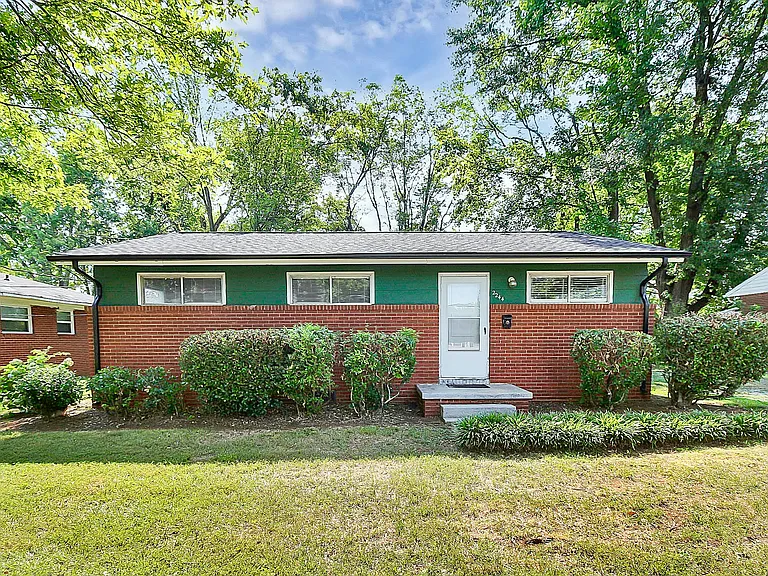 2244 English Dr — Photo 1