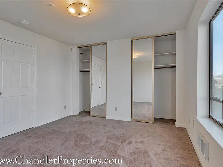 3111 Vicente St — Photo 10