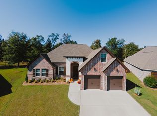 7391 N Aberdeen Dr, Pass Christian, MS 39571
