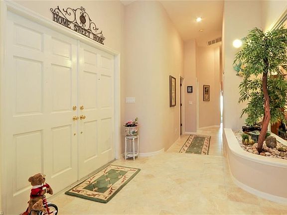 5th image of 5758 SW 9th Ct