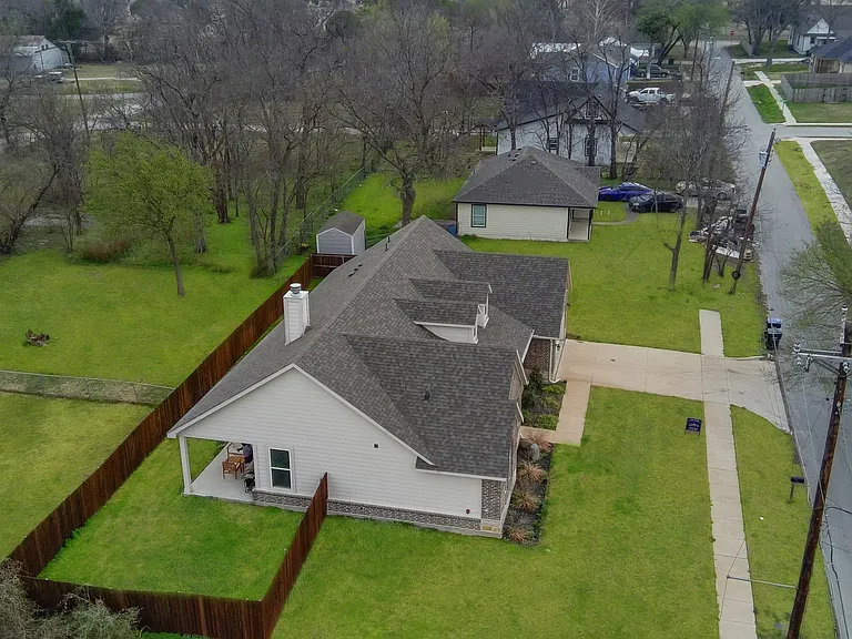 2018 Morse St — Photo 32