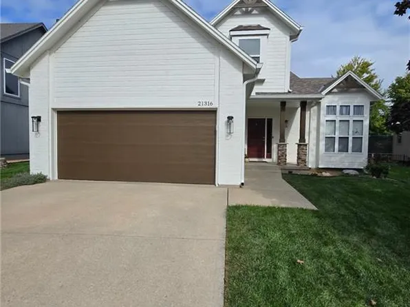 21316 W 58th St, Shawnee, KS 66218