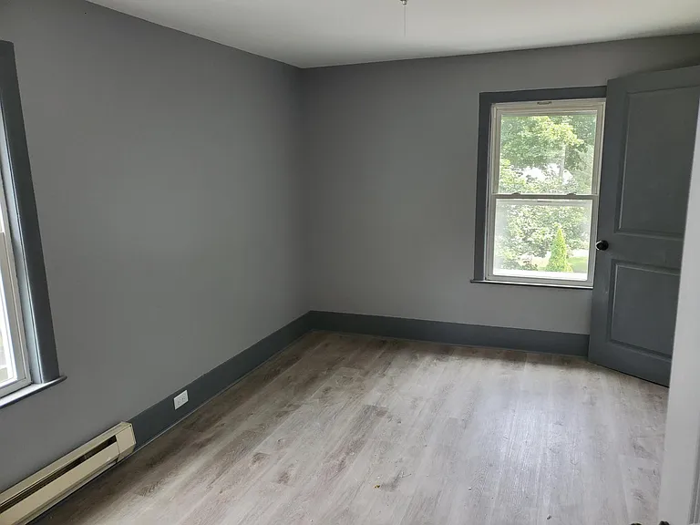 123 S Montgomery St — Photo 7