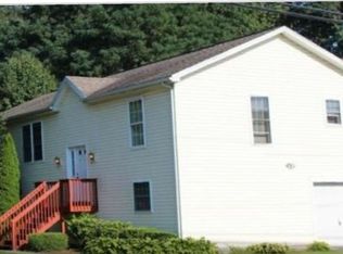 1222 Chopsey Hill Rd, Bridgeport, CT 06606