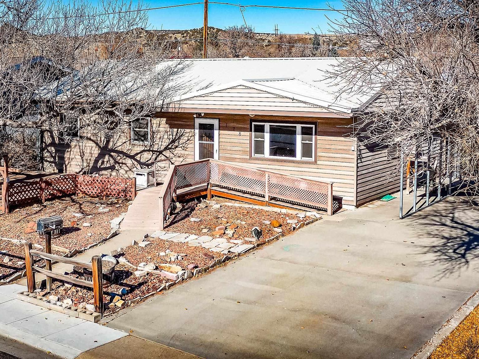 128 Chevy Chase Ave, Thermopolis, WY 82443 MLS 20235679 Zillow