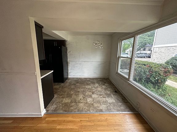 4th image of 2194 N Oakbrook Cir #2B