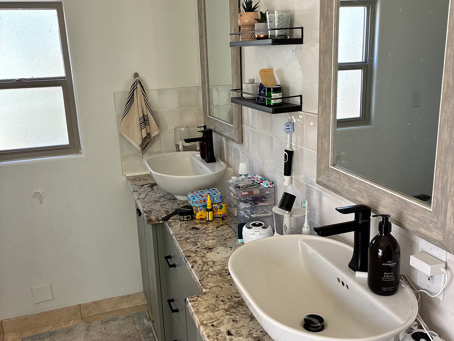 4 bed, 2.5 bath, 2161 sqft, $3,500 — Photo 2