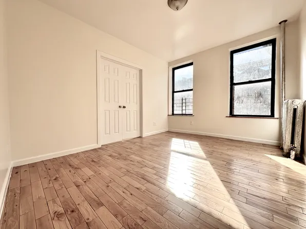 541 West 142nd Street image 6 of 15