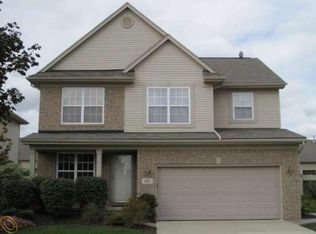 407 Summerfield Dr, Westland, MI