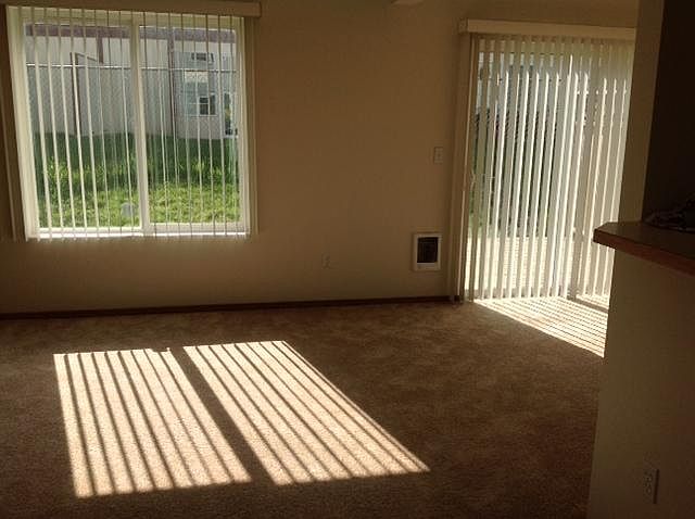 Living room & Dinning room
