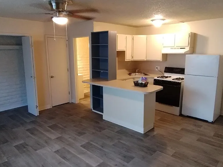 2426 Garfield Ave SE — Photo 30