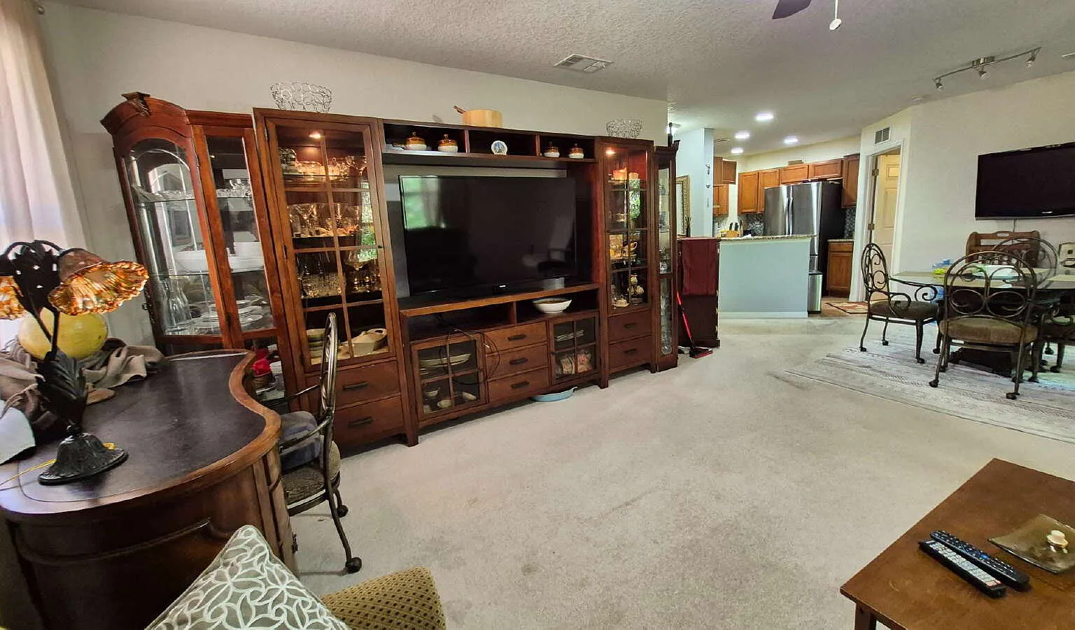 2 bed, 2.0 bath, 1035 sqft, $1,600 — Photo 3