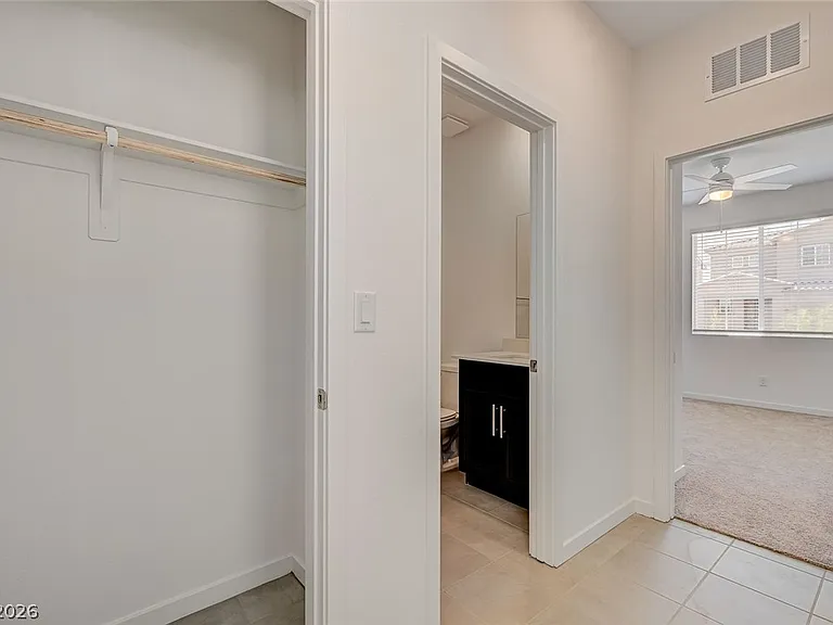 324 Lupton Ave — Photo 32