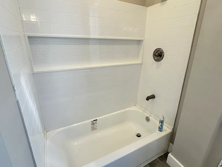 2609 S 7th St — Photo 8