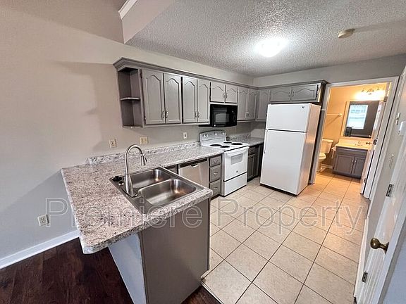 4th image of 8638 NW Waukomis Dr