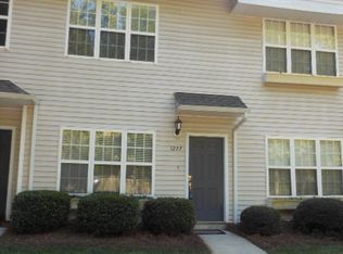 1277 E Woodlawn Rd, Charlotte, NC 28209