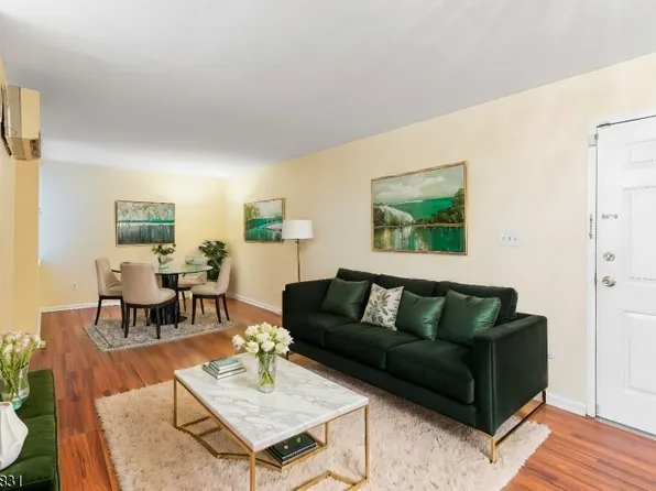 19-31 Lyons Ave #111, Newark City, NJ 07112