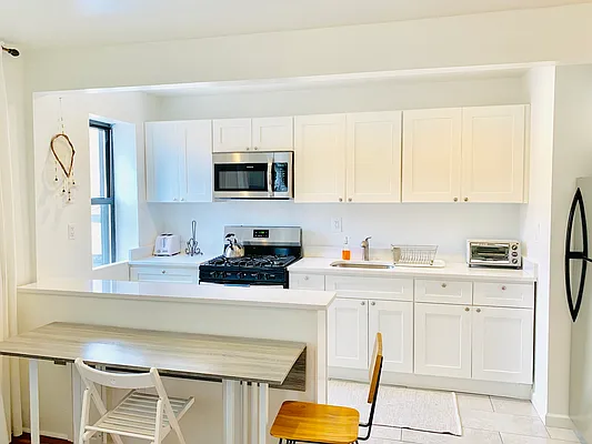 Rented by Douglas Elliman | media 10