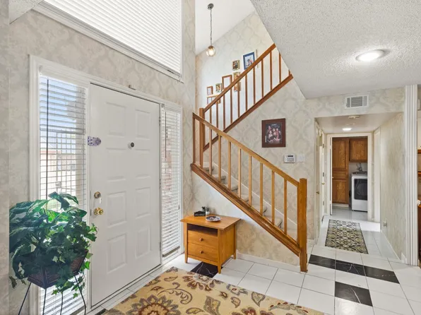 12839 Chamberlain Dr, Houston, TX 77077