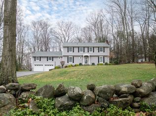 31 Carmen Hill Rd, New Milford, CT 06776