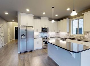 165 Texas Ave, Bridgeport, CT 06610