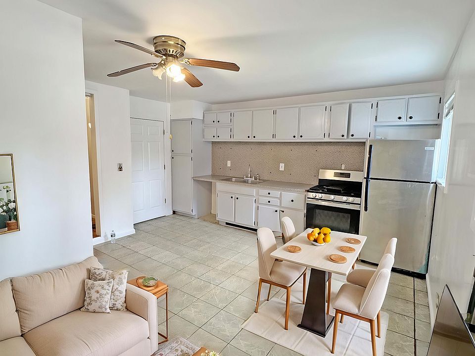 OPEN CONCEPT LIVING ROOM (STAGED)