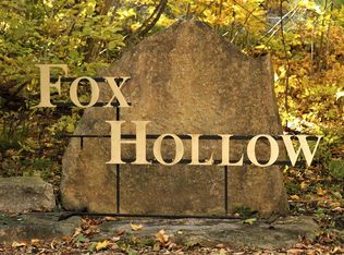 4130 Fox Hollow Ct #5, Unit, WI 54212