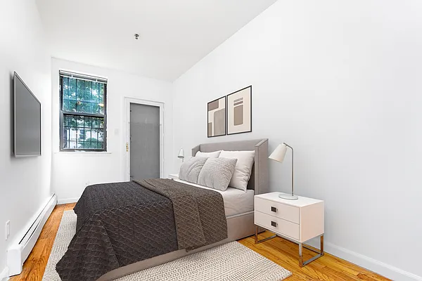 Rented by Platinum Properties | media 21