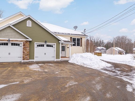 2nd image of 224-224B Worcester Rd