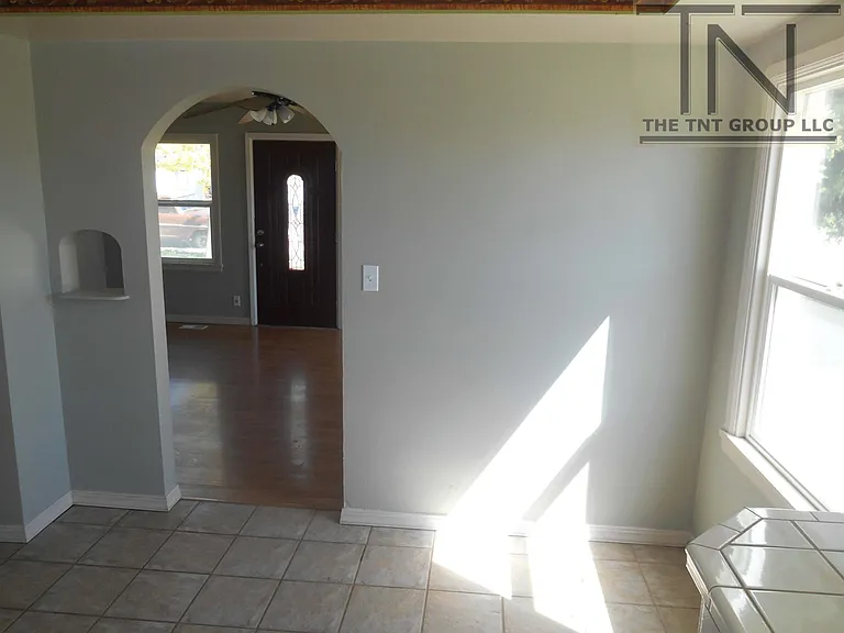 523 S Diamond St — Photo 6
