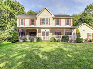 18 Mountain Rd, Newton, NJ 07860