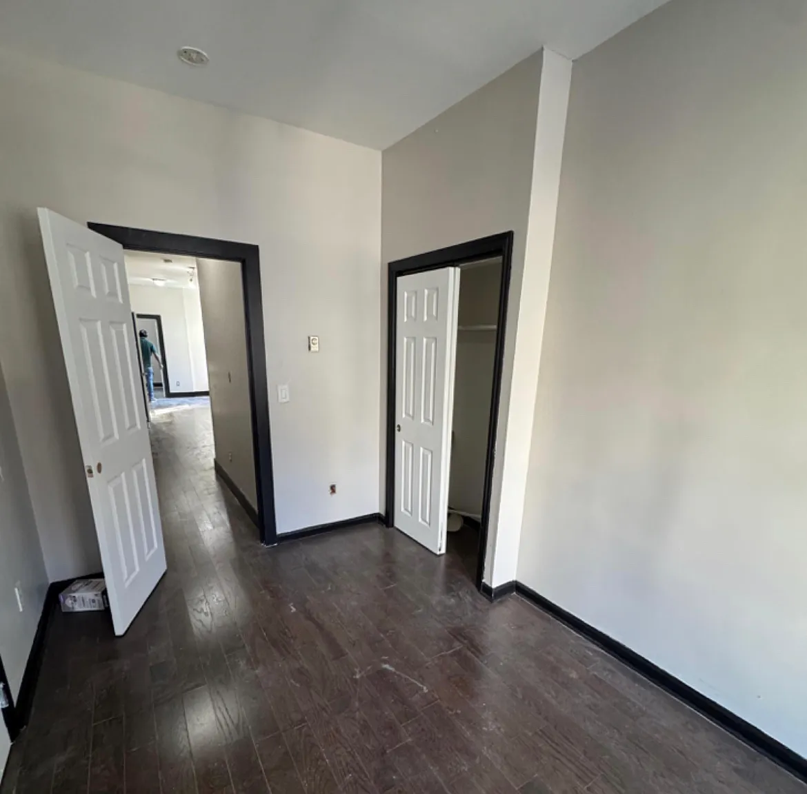 2 bed, 1975 sqft, $1,891 — Photo 4
