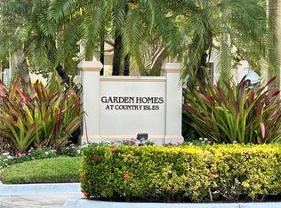 Country Isles Garden Homes, Weston, FL 33326