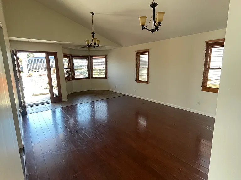 5138 Guava Ave — Photo 7