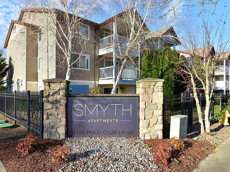 Smyth — Photo 29