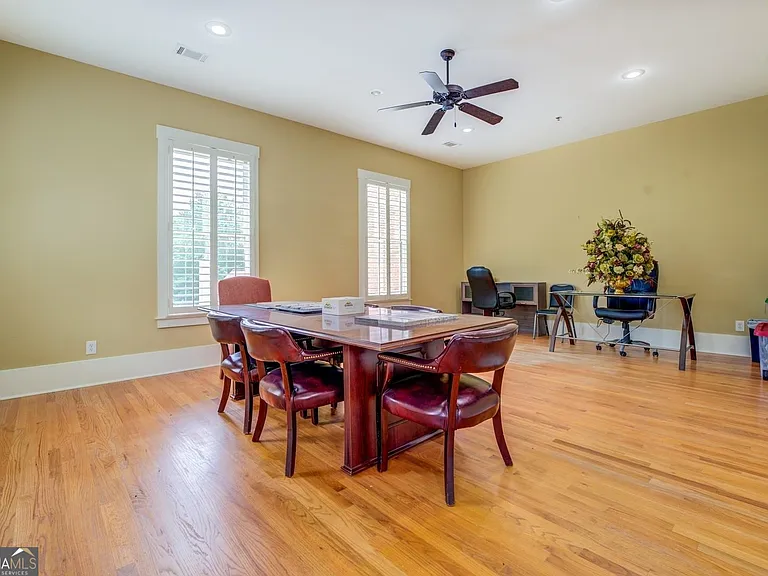 4165 Raphael St SW — Photo 15
