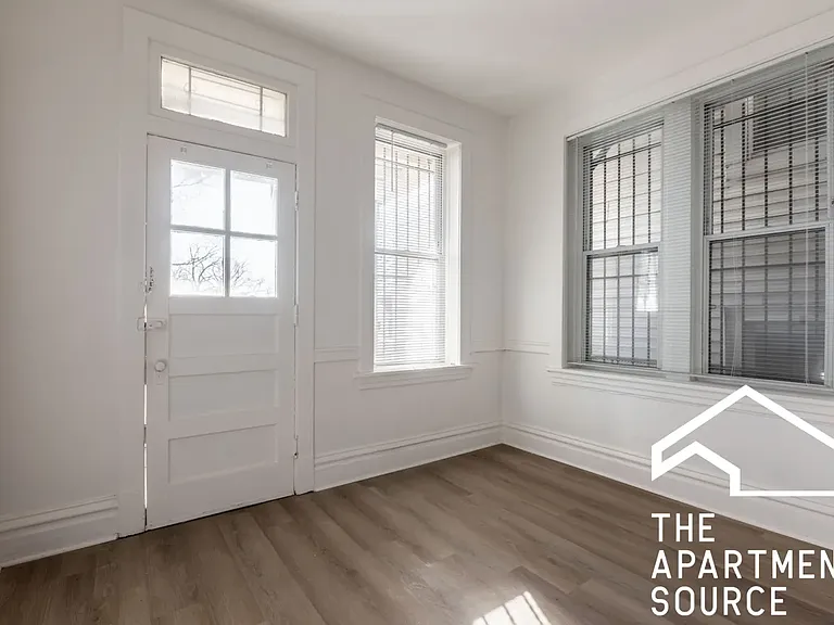 1841 N Kedzie Ave #2R — Photo 6