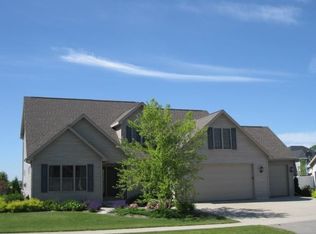4317 E Appleview Dr, Appleton, WI 54913