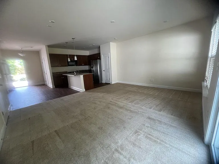 364 White Oak Ridge Dr — Photo 6