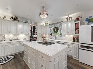 16 Berrydale Ln, Bella Vista, AR 72715