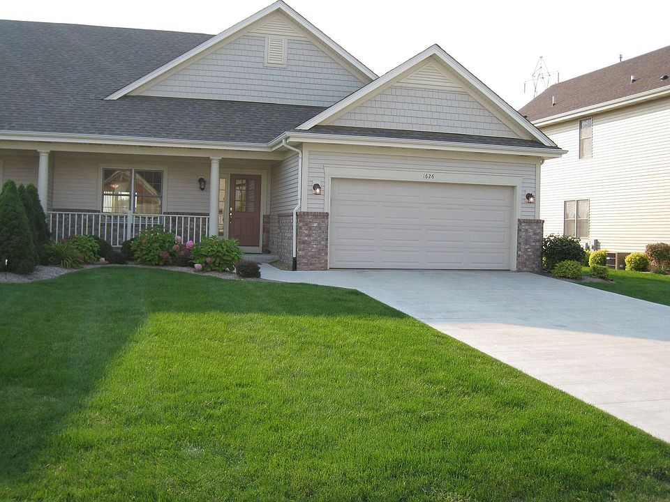 1626 Raintree Lane #7