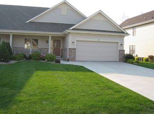 1626 Raintree Ln, Racine, WI 53406