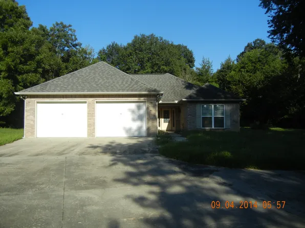 734 Hidden Hills Rd, Arnaudville, LA 70512