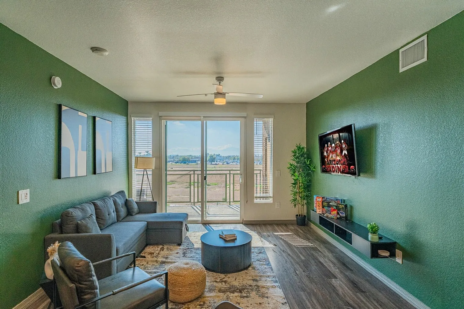 2 bed, 2.0 bath, 893 sqft, $3,162 — Photo 1